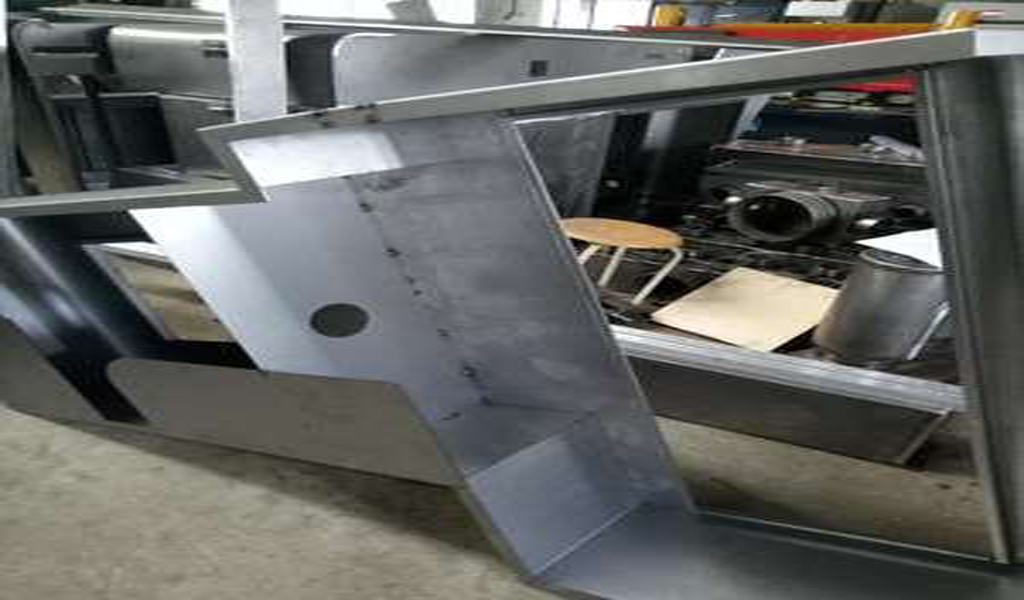 What are the fabrication methods of electric vehicle sheet metal parts on the market