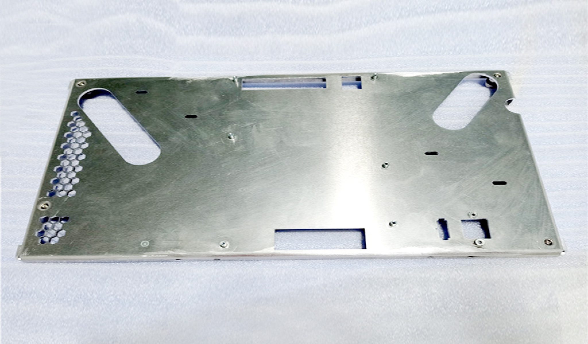 What are the precautions for replacing auto parts? Sheet Metal Fabricator