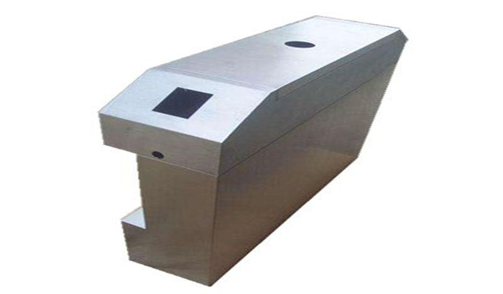 What are the production and fabrication methods of metal automobile stamping parts