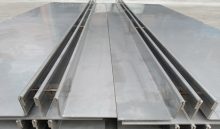 What are the reasons for the jamming of the mold in the fabrication of precision automobile stamping parts?